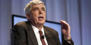 U.S. charges former Wamco executive Kenneth Leech with fraud