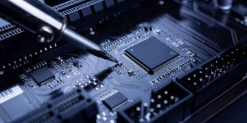 How to Invest in Tin Stocks (Updated 2024)