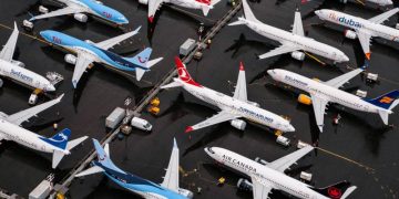 Boeing delivered 30 airplanes in December, but gap with Airbus widened in 2024