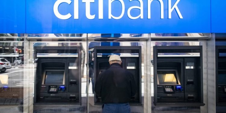 Citibank customers report fraud alerts and account access issues