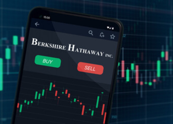 Buffett Hands Over Reins, What’s Next for Berkshire’s Capital Strategy?