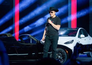 Tesla’s robotaxi launch in tech-friendly Austin has Musk playing catch-up in his hometown