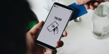 Digital Finance Fuels Record Savings Growth in Developing Nations: World Bank