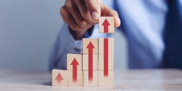 Albemarle Swings to Profit, Lowers Spending Amid Prolonged Lithium Slump