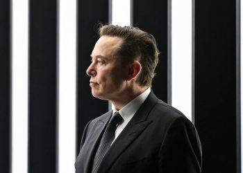 SpaceX hit by surging AI costs as insiders prepare to sell their shares