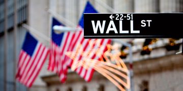 Stocks Settle Higher as Crude Oil Prices Stabilize