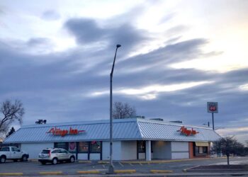 68-year-old breakfast chain operator files Chapter 11 bankruptcy