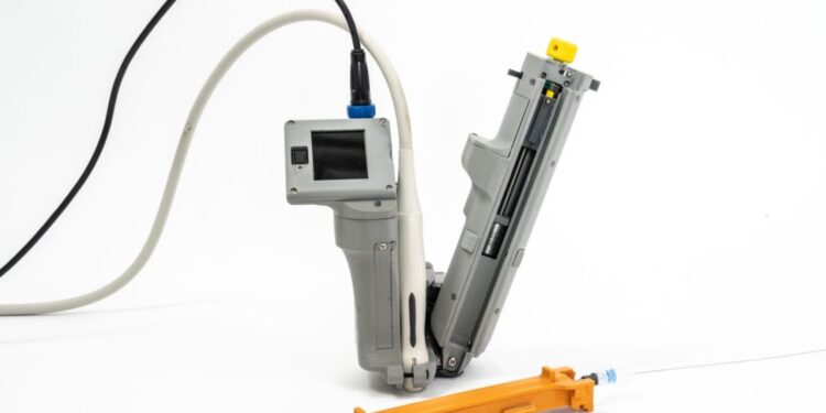 Lifesaving Lincoln Laboratory device wins 2026 Excellence in Technology Transfer Award | MIT News