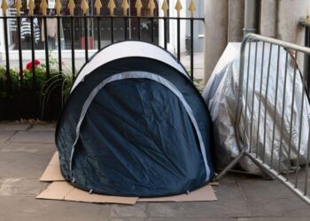 Politics Home Article | Appoint Homelessness Tsar To Help Eradicate Rough Sleeping, PM Told