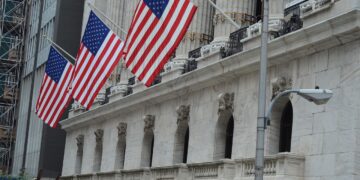 Stocks Shake Off CPI Report and Rally on Lower Oil Prices