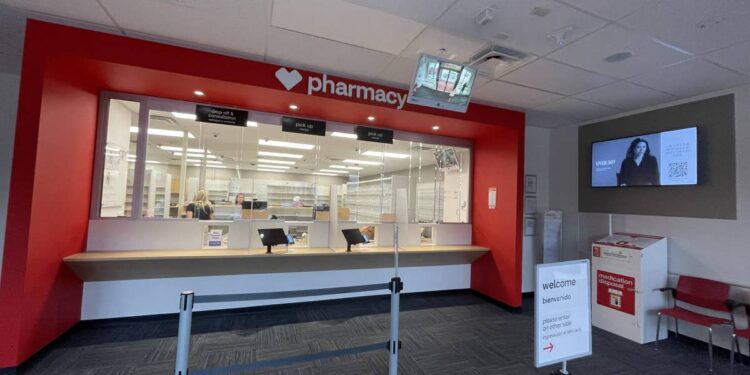CVS targets former Walgreens, Rite Aid customers after 1,000 stores close