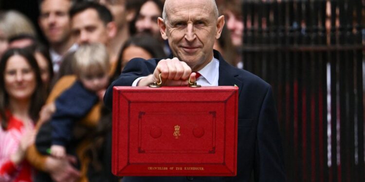 Politics Home | Chancellor Announces More Energy Bill Support In "Breathing Space" Budget